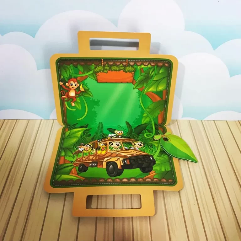 Topo de bolo 3D Mickey Safari Luxo em alta resolução. Arquivos PNG, Studio e PDF para decoração de festas e topper.