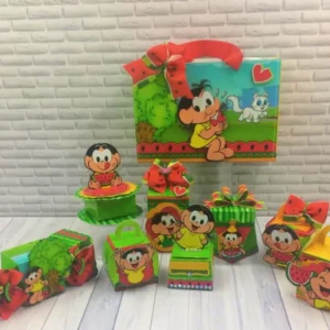 Decoração completa para Festa de Aniversario Tema Magali. Arquivo de Corte Studio que facilita a criação de topo de bolo e topper para festas infantis.