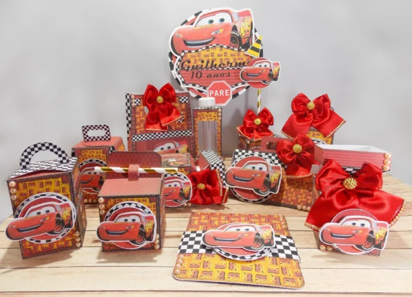 Decoração Completa para Tema Hot Wheels Aniversário. Arquivo de Corte Studio e PDF para festas e topo de bolo personalizado.