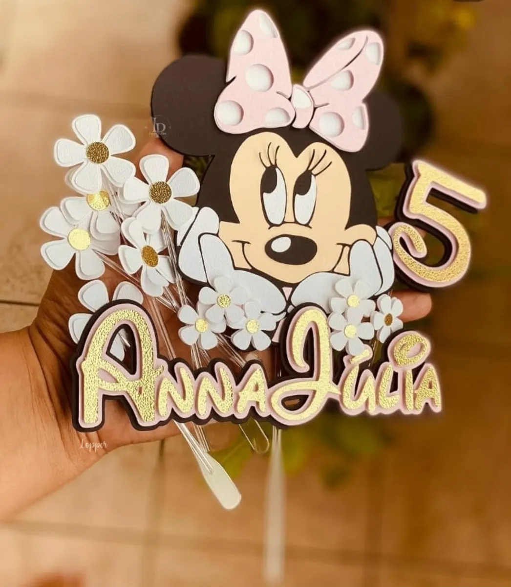 Topo de bolo Minnie para mesversário em Silhouette Studio. Ideal para decoração, topper e temas de festas mensais.
