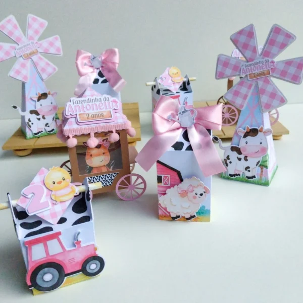 Topo de bolo Fazendinha Rosa, arquivo digital de corte Studio para topper de aniversário e decoração de festa infantil feminina.