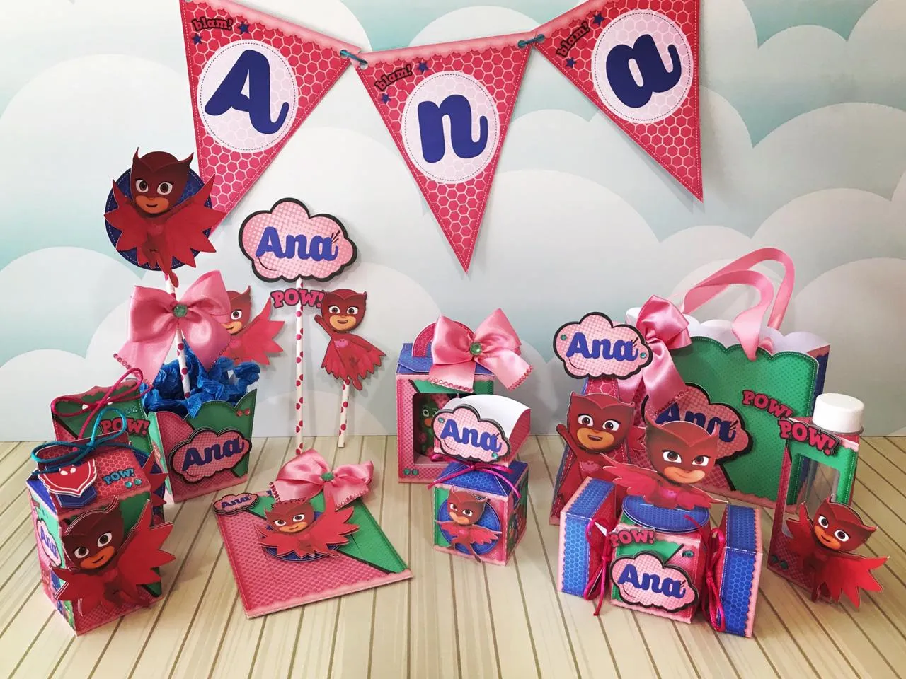 Kit decoração Pj Masks em Studio, Png e Pdf. Topper, temas e festas.