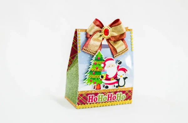 Arquivo de corte digital para topper de bolo e centro de mesa tema Natal nos formatos Studio e PDF para Silhouette e tesoura.