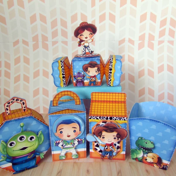 Conjunto de arquivos digitais tema Toy Story para aniversário simples para imprimir e recortar nos formatos Studio e PDF.