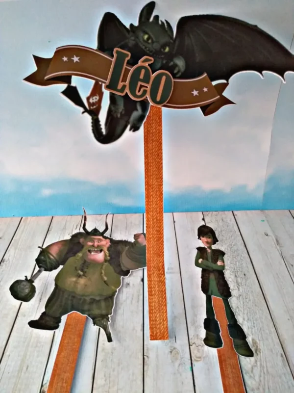 Molde de topo de bolo tema Como Treinar Seu Dragão para Silhouette Studio com impressão em alta resolução e decoração de festas infantis.