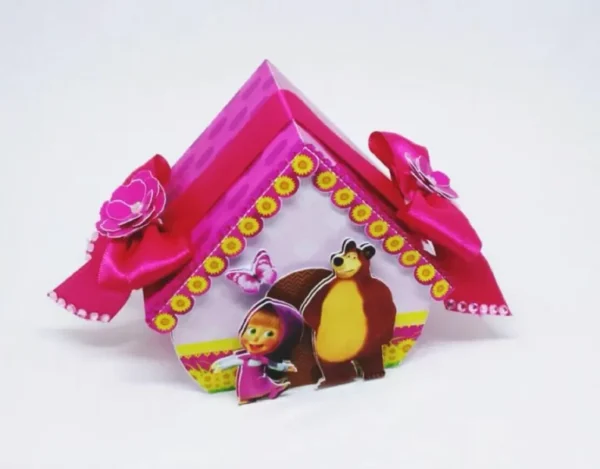 Molde de topo de bolo tema Masha e o Urso para Silhouette Studio com impressão em alta resolução e decoração de festas infantis.
