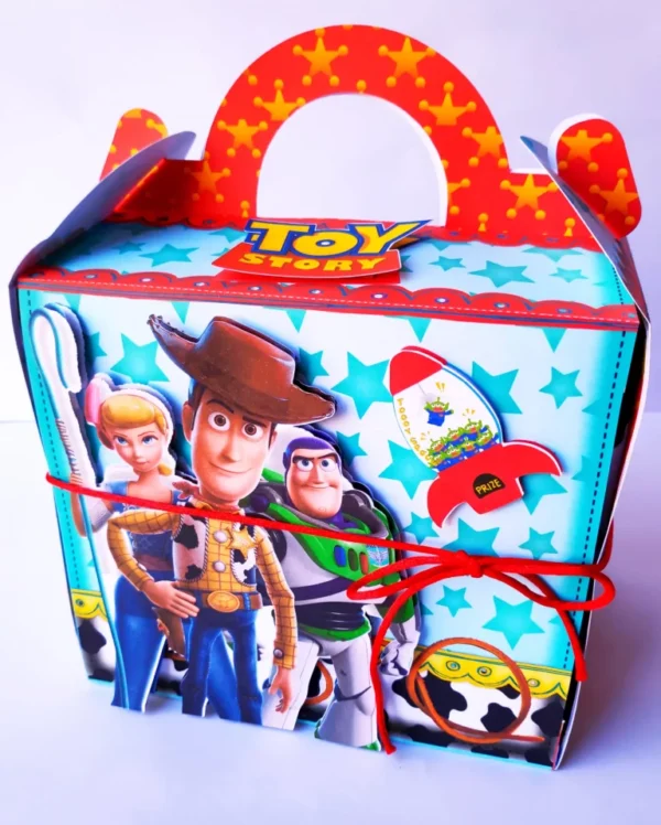 Arquivo de corte digital para maleta surpresa e topper tema Toy Story nos formatos Studio e PDF para Silhouette e tesoura.