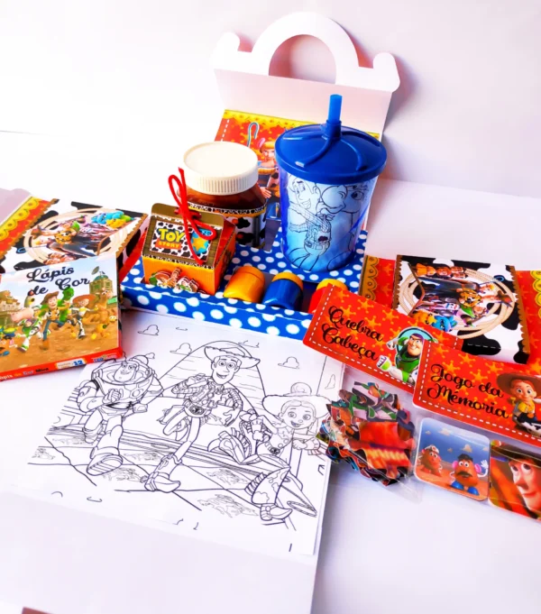 Arquivo digital para maleta explosiva tema Toy Story nos formatos Studio e PDF para imprimir e recortar na Silhouette ou tesoura.