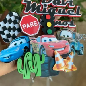 Arquivo de corte digital para topo de bolo no tema Carros Disney no formato Studio para máquinas Silhouette, ideal para decoração de festas infantis e aniversários.