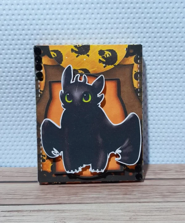 Arquivo de corte Silhouette para caixa e decoração de aniversário Como Treinar Seu Dragão no formato Studio, ideal para personalizados de luxo.