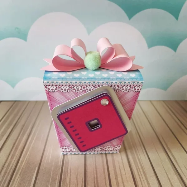 Arquivo de corte digital para caixinha milk e mimos tema Roblox nos formatos Studio, PDF e PNG para Silhouette e artesãs.