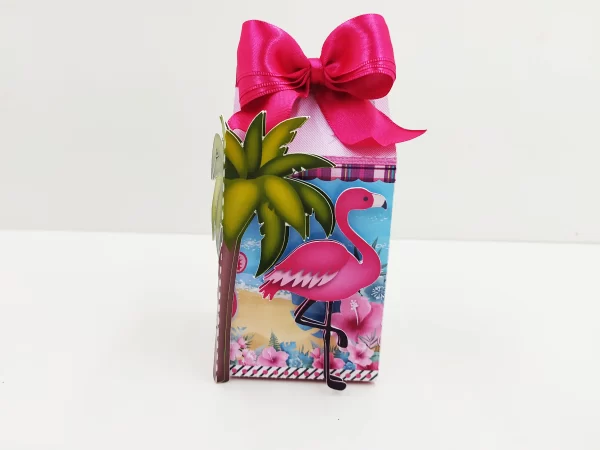 Arquivo de Flamingo para recortar nos formatos PDF e Studio ideal para centros de mesa e decorações de festas tropicais.