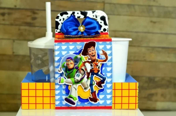 Arquivo de corte digital para topper de bolo e itens de decoração tema Toy Story nos formatos Studio e PDF para Silhouette e tesoura.