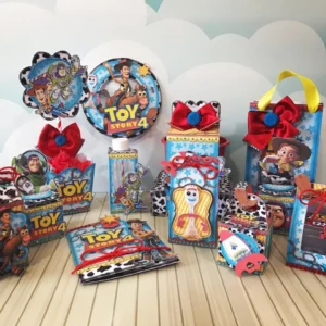 Arquivo de corte digital para topper de bolo e itens de decoração tema Toy Story nos formatos Studio, PNG e PDF para Silhouette.