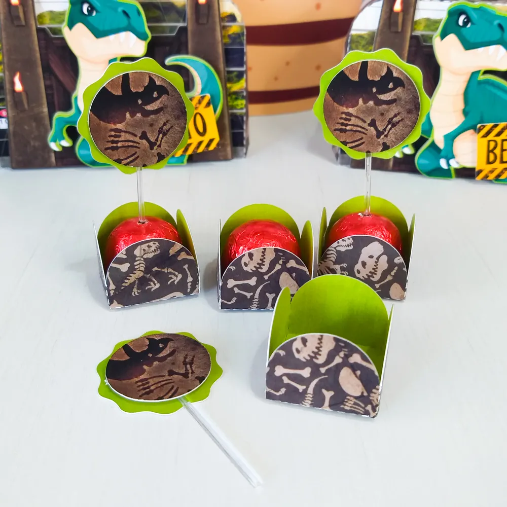 Arquivo de corte para caixa e decoração temática Dinossauro Rex nos formatos Studio e PDF, ideal para festas de aniversário de luxo.