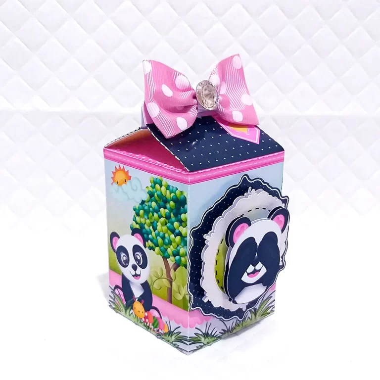 Arquivo de corte para personalizados de aniversário tema Pandinha Rosa no Studio e PDF.