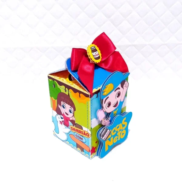 Kit de arquivos digitais para personalizados de aniversário tema Luccas Neto com corte digital e manual.
