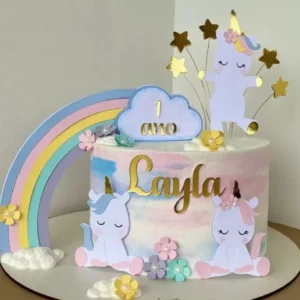 Arquivo de corte digital para topo de bolo tema Unicórnio no formato Studio para máquinas Silhouette, com elementos em camadas e alta resolução para papelaria personalizada.