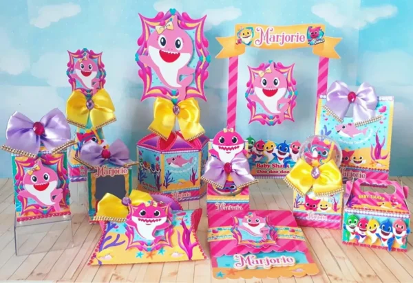 Arquivo digital de corte no tema Baby Shark em formatos Studio e PDF para personalizados.