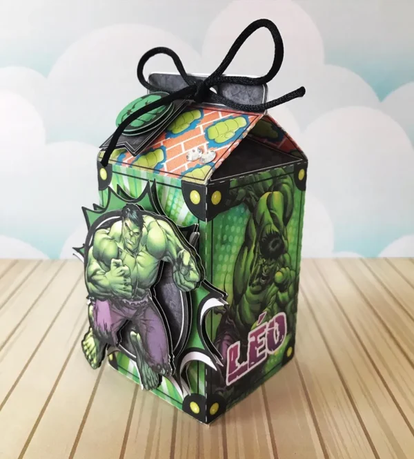 Topper de bolo tema Hulk em arquivo digital pronto para imprimir e cortar.