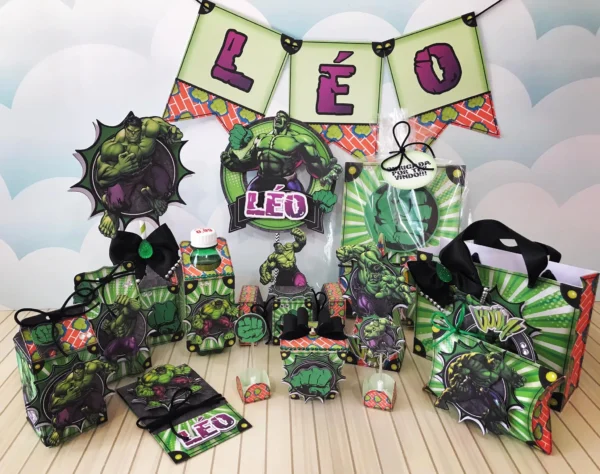 Arquivo digital para festa no tema Hulk em formatos Studio, PNG e PDF.