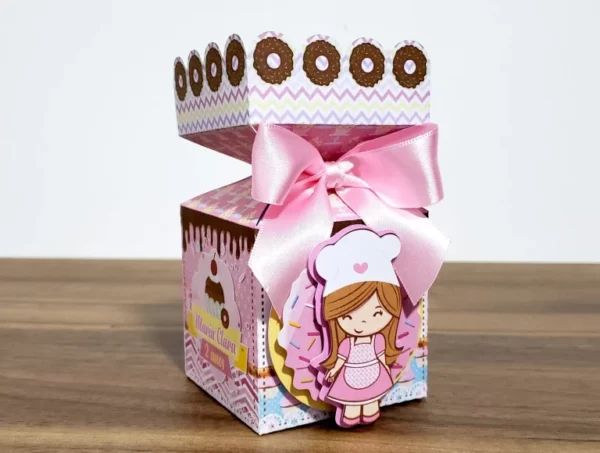 Elementos de decoração para confeitaria festa infantil em formatos digitais Studio e PDF.