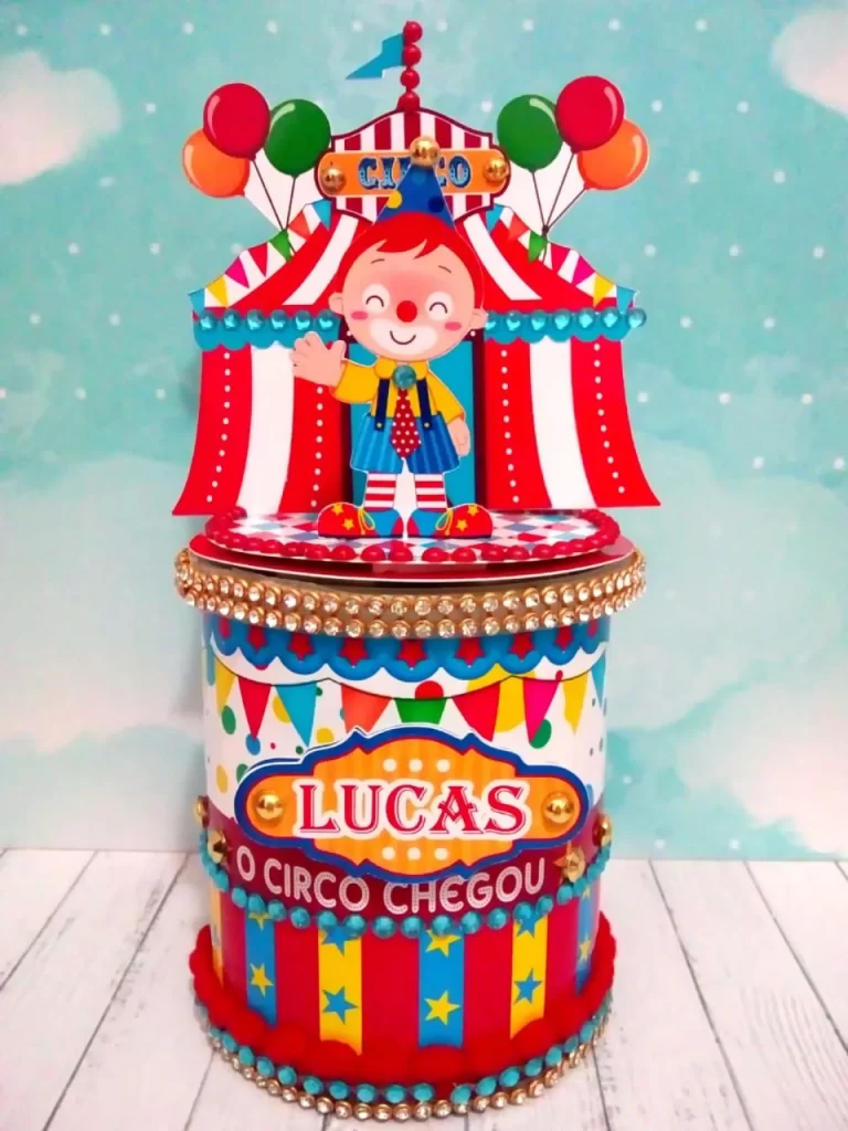 Arquivo de corte para caixas e mimos temáticos de decoração Circo Mágico nos formatos Studio e PDF, ideal para festas de luxo e eventos.