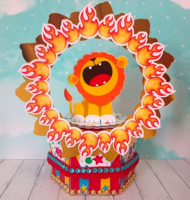 Moldes digitais de decoração para o tema Circo Mágico nos formatos Studio e PDF para impressão de alta resolução e personalizados de festas infantis.