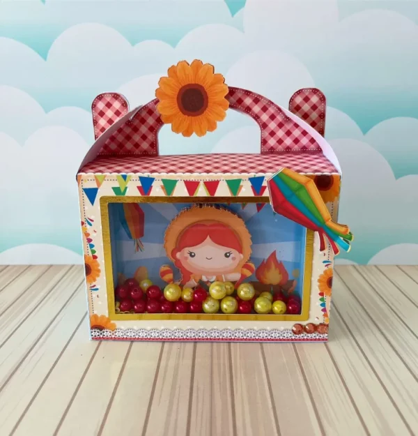 Arquivo para topo de bolo e itens de papelaria tema Festa Junina Menina nos formatos Studio, PNG e PDF, pronto para imprimir e recortar com alta precisão.