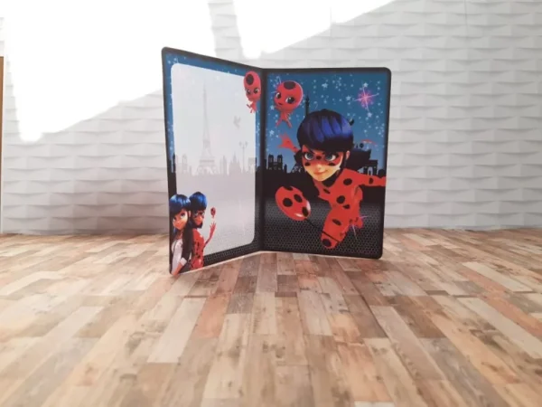 Kit digital Ladybug com topper de bolo e decoração para aniversário simples infantil.