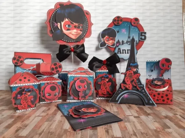 Arquivo digital de Ladybug para decoração de aniversário simples e itens de festa.