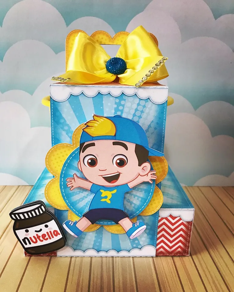 Itens personalizados para festa Luccas Neto em arquivo digital Studio, PNG e PDF.