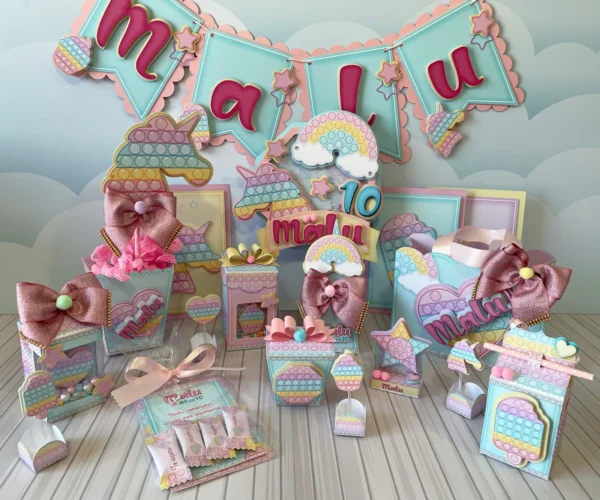 Kit de arquivos digitais para personalizados de aniversário tema Pop It Menina em múltiplos formatos.