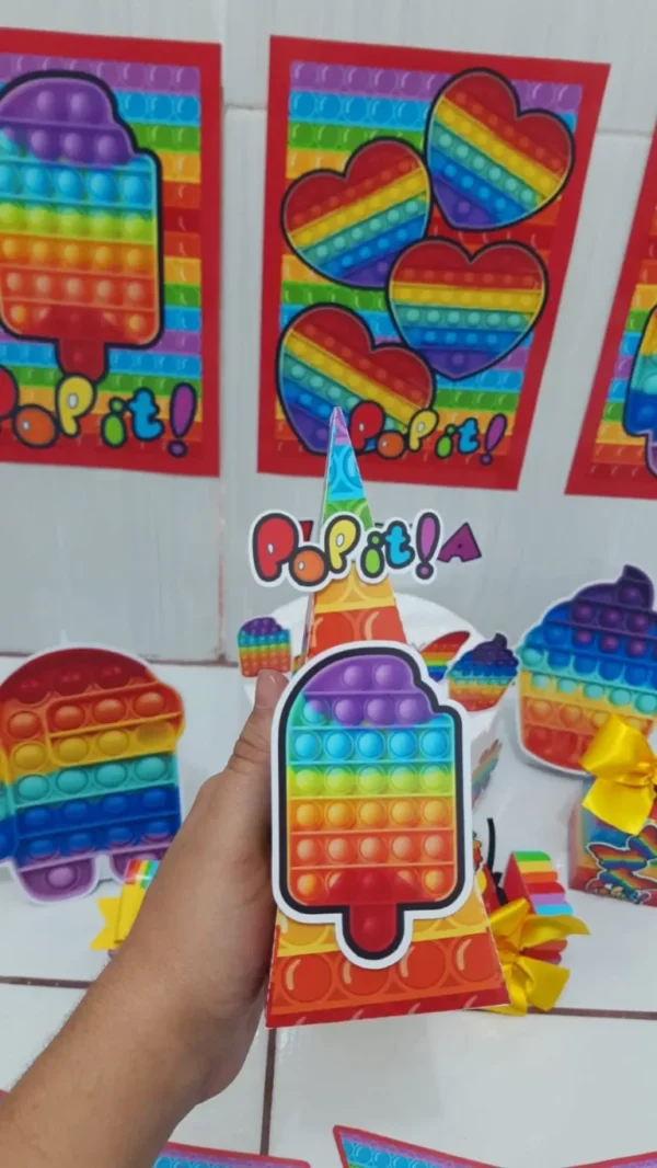 Kit de arquivos digitais para personalizados de festas tema Pop It simples.