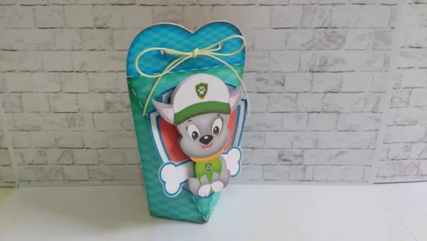 Design de corte para enfeites de mesa de festa de aniversário no tema Patrulha Canina em formato Studio.