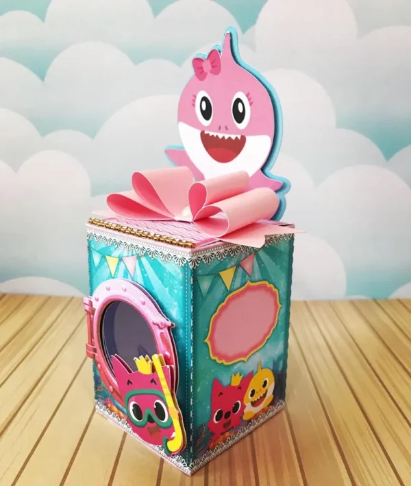 Kit de arquivos digitais para personalizados de aniversário tema Baby Shark em múltiplos formatos.