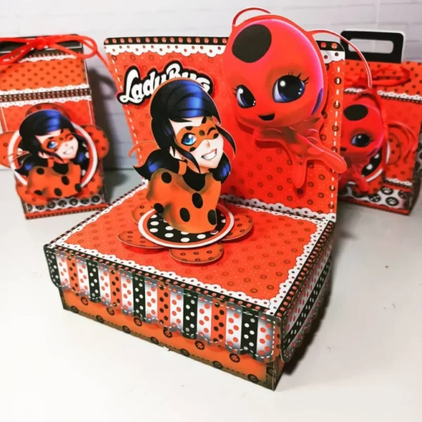Kit de festa Ladybug simples e barata com topper de bolo em arquivo digital PDF e Studio.