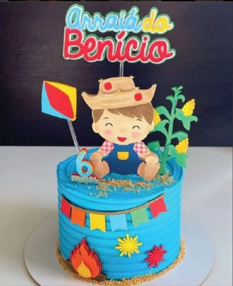 Arquivo de corte digital para topo de bolo tema Arraiá de Mesversário no formato Studio para máquinas Silhouette, com números e elementos juninos em alta resolução.