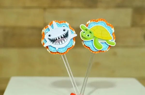 Itens de aniversário e elementos de decoração tema Bita Fundo do Mar prontos para imprimir e recortar.