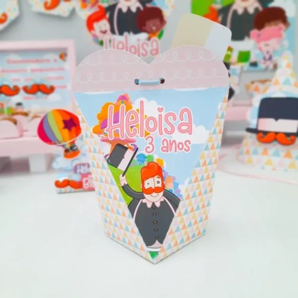 Itens personalizados para aniversário Mundo Bita Rosa em arquivo digital Studio e PDF.