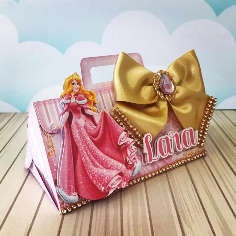 Caixinhas personalizadas da Princesa Aurora prontas para recorte nos formatos Studio, PNG e PDF.