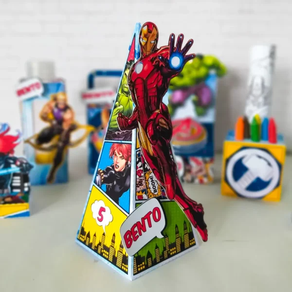 Design de corte para festa de aniversário no tema Avengers em Studio e PDF.