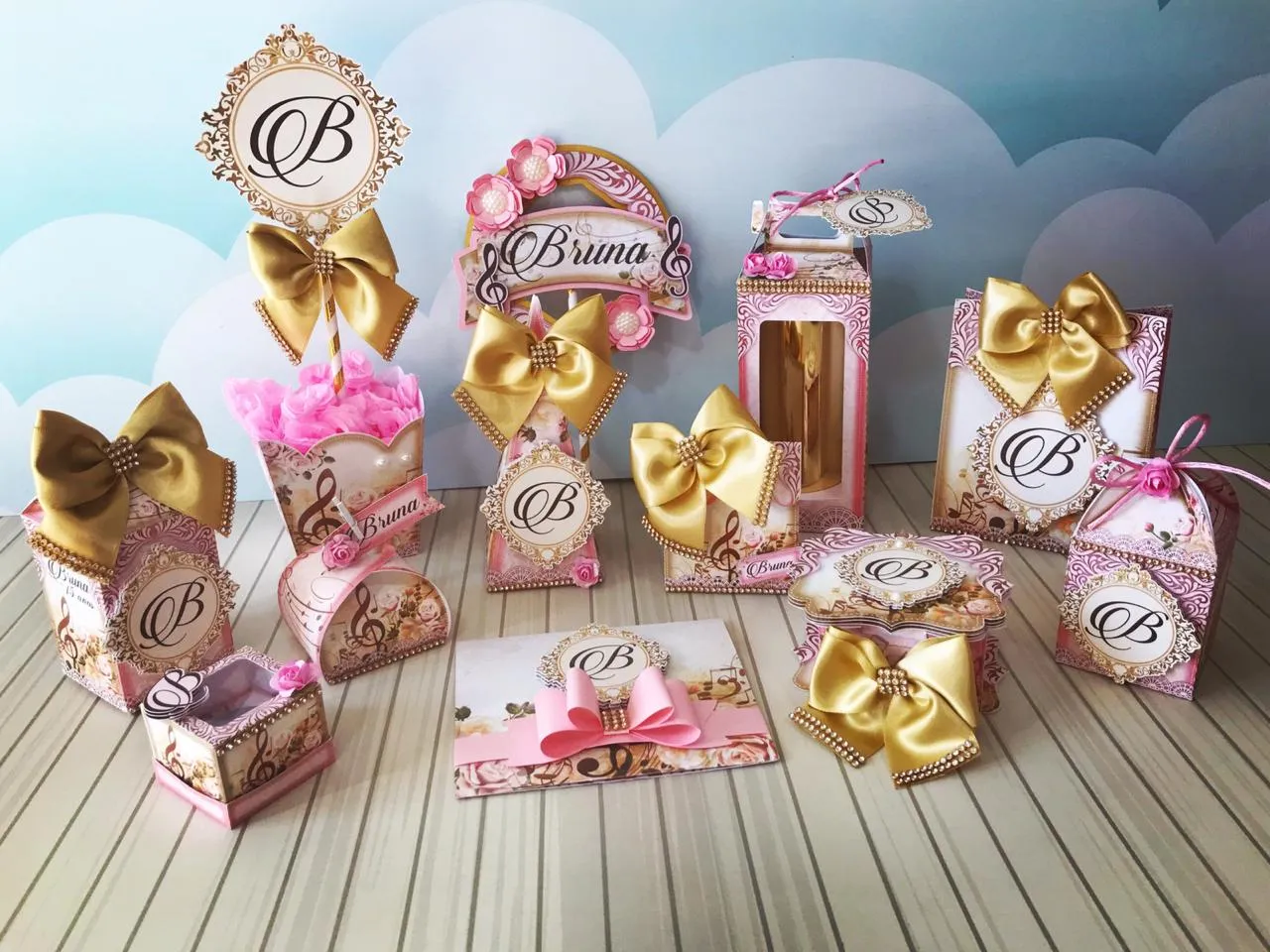Arquivos de Corte Aniversário 15 Anos: 10 Temas para Decoração
