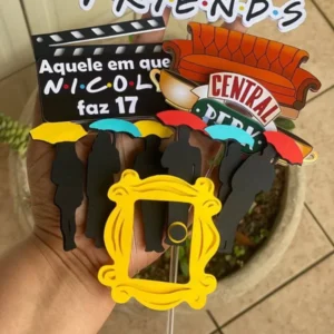 Arquivo digital de corte para topo de bolo no tema Friends em formato Silhouette Studio.