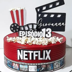 Arquivo digital de topo de bolo no tema Netflix em formato Silhouette Studio.