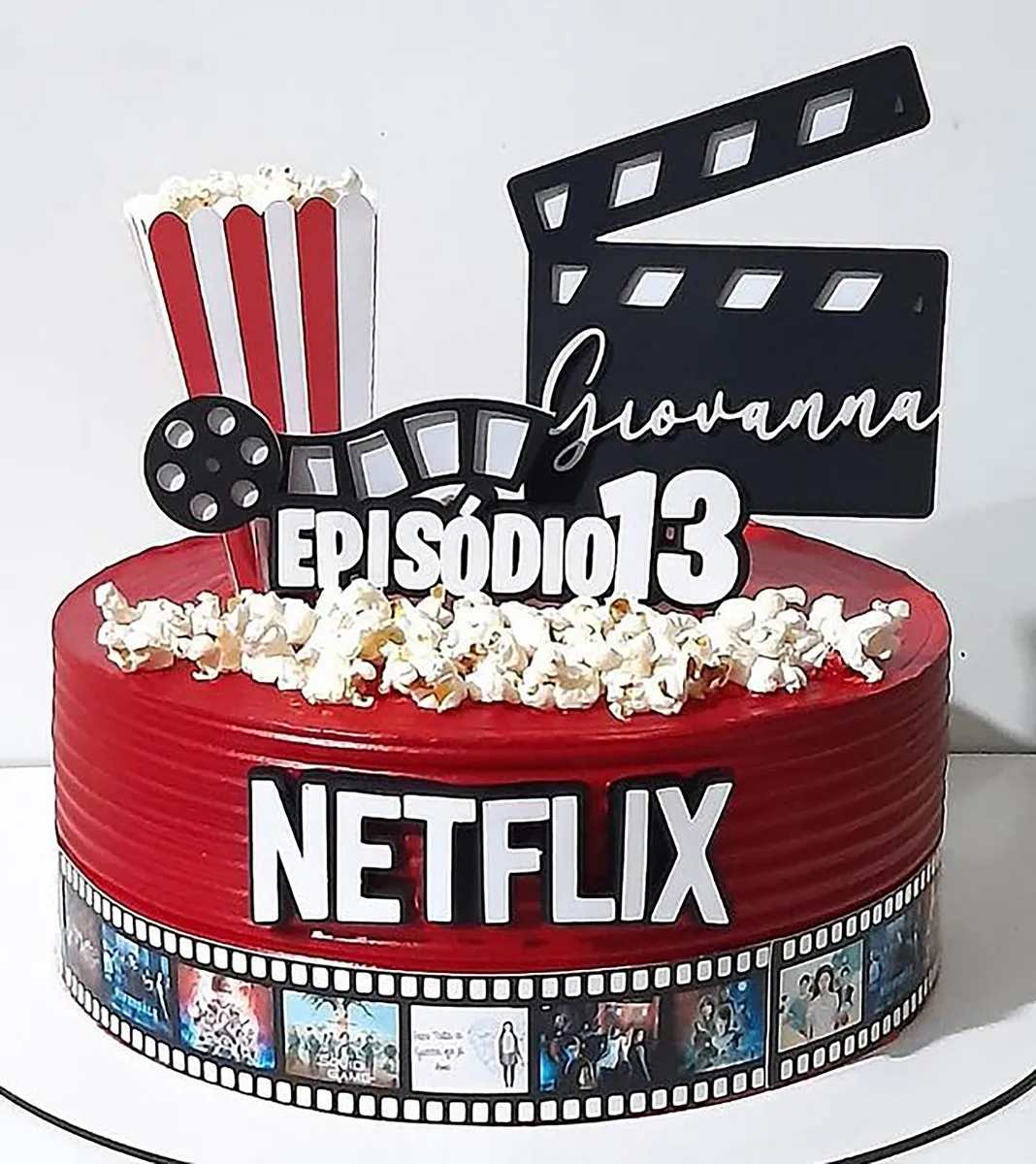 Arquivo digital de topo de bolo no tema Netflix em formato Silhouette Studio.