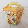 Topper de bolo e elementos de decoração tema Abelhinha prontos para imprimir e recortar em Studio e PDF.