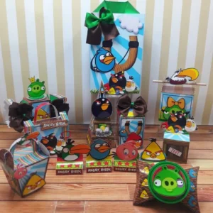 Kit digital de personalizados no tema Angry Birds nos formatos Silhouette Studio e PDF para scrapfesta.