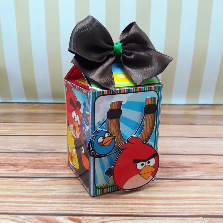 Topo de bolo para imprimir do tema Angry Birds nos formatos digitais Studio e PDF.