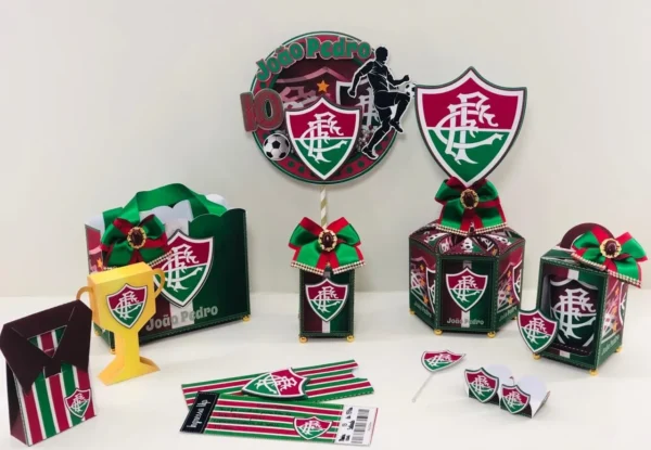 Kit digital de personalizados do Fluminense nos formatos Silhouette Studio e PDF.